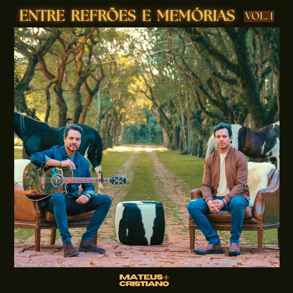 Album cover of Entre Refrões e Memórias
