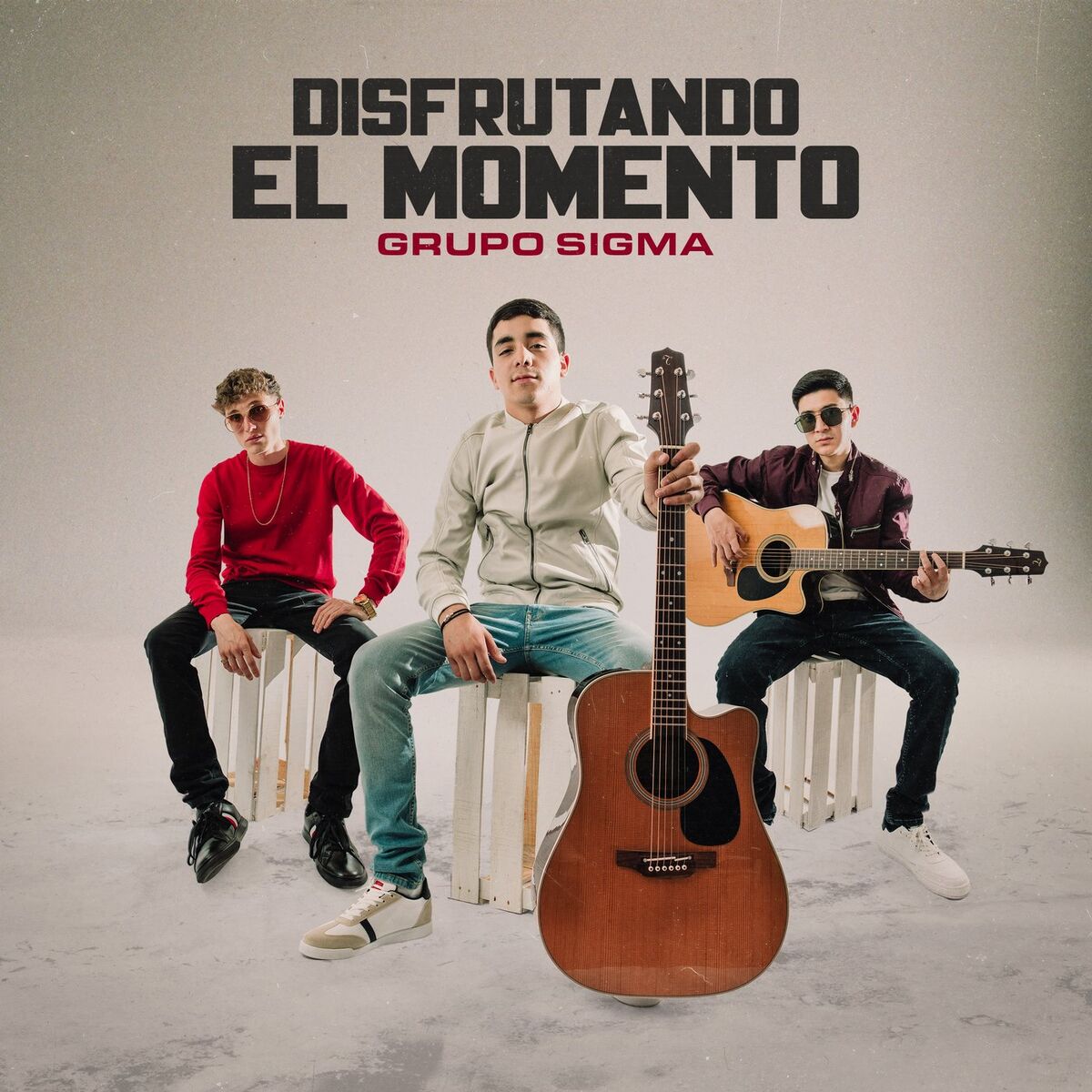 Album cover of Disfrutando El Momento