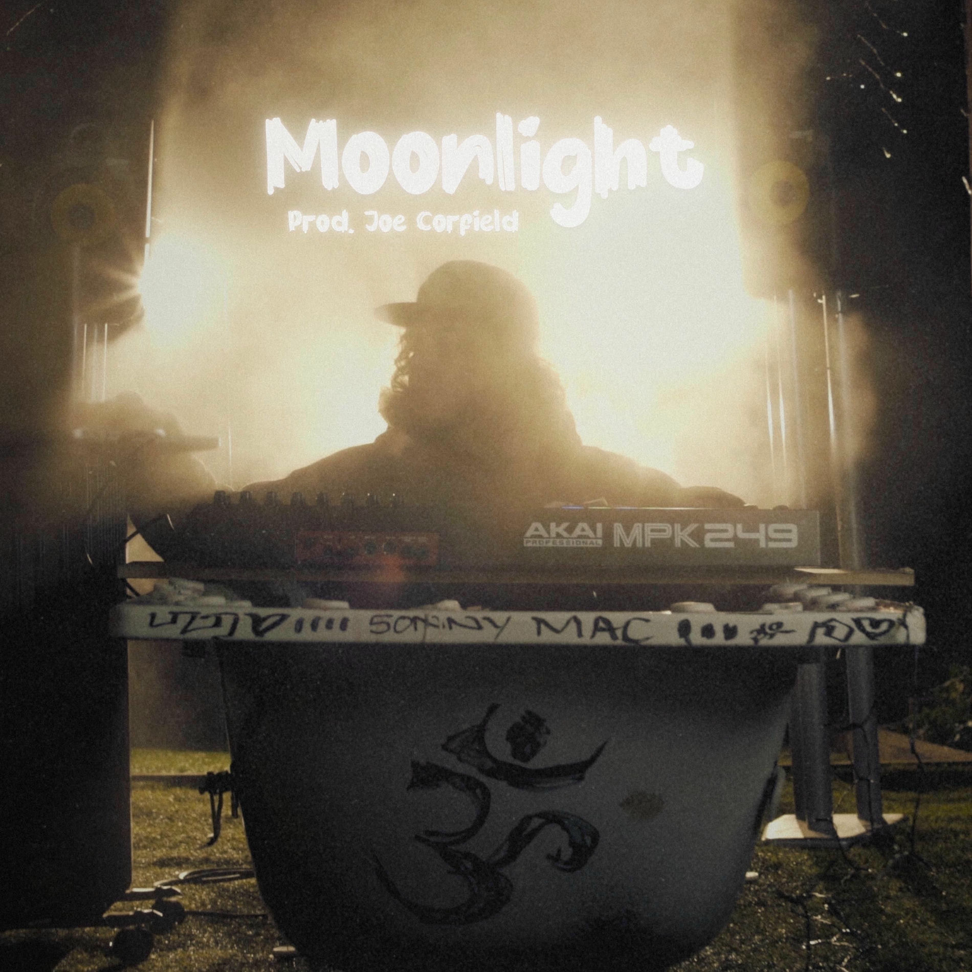 Album cover of Moonlight (feat. Joe Corfield & FloFilz)