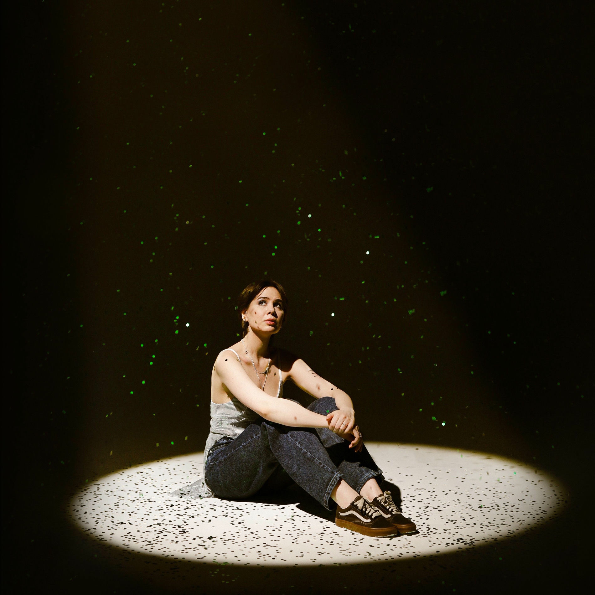 Album cover of праздника нет, но есть конфетти