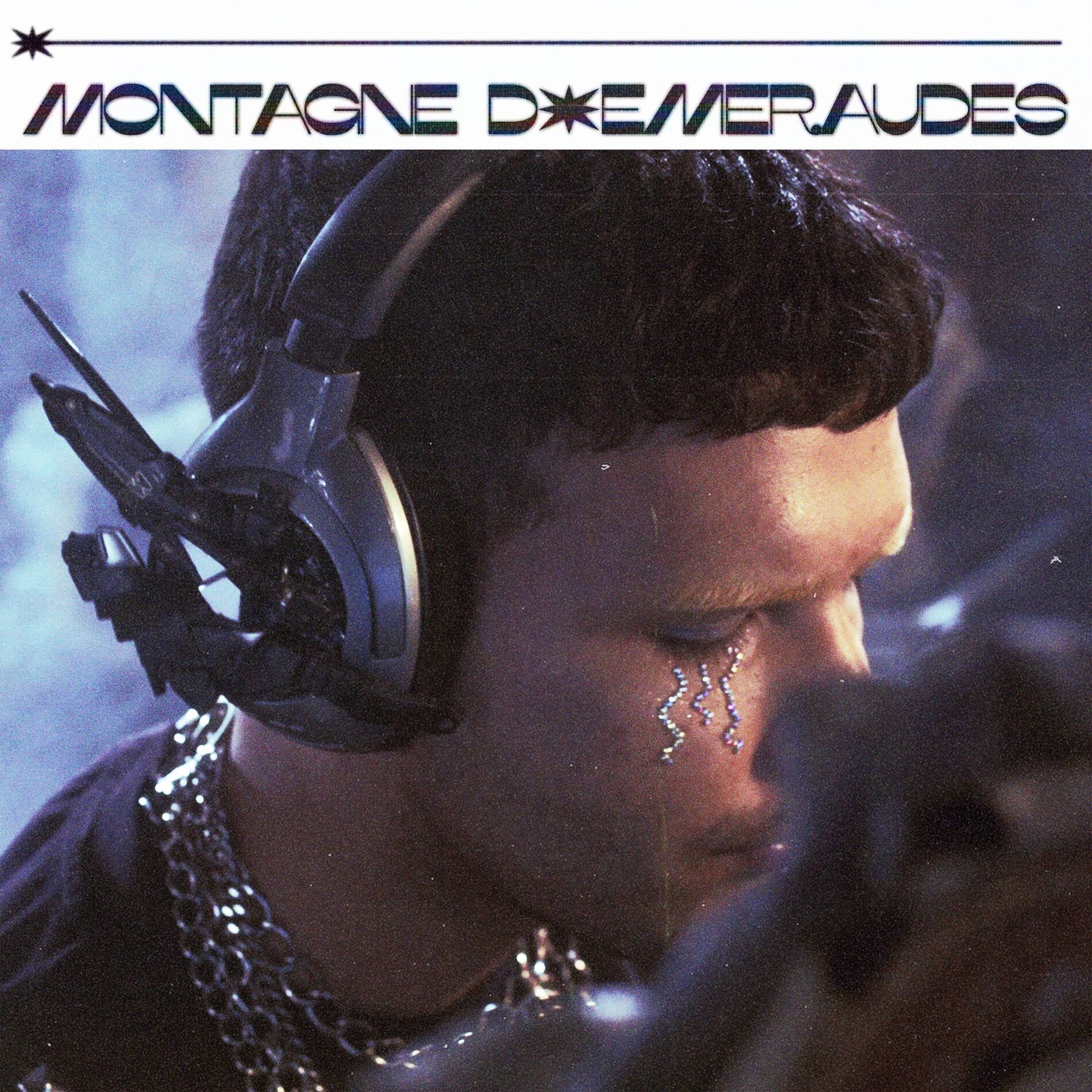 Album cover of montagne d'émeraudes - maxi