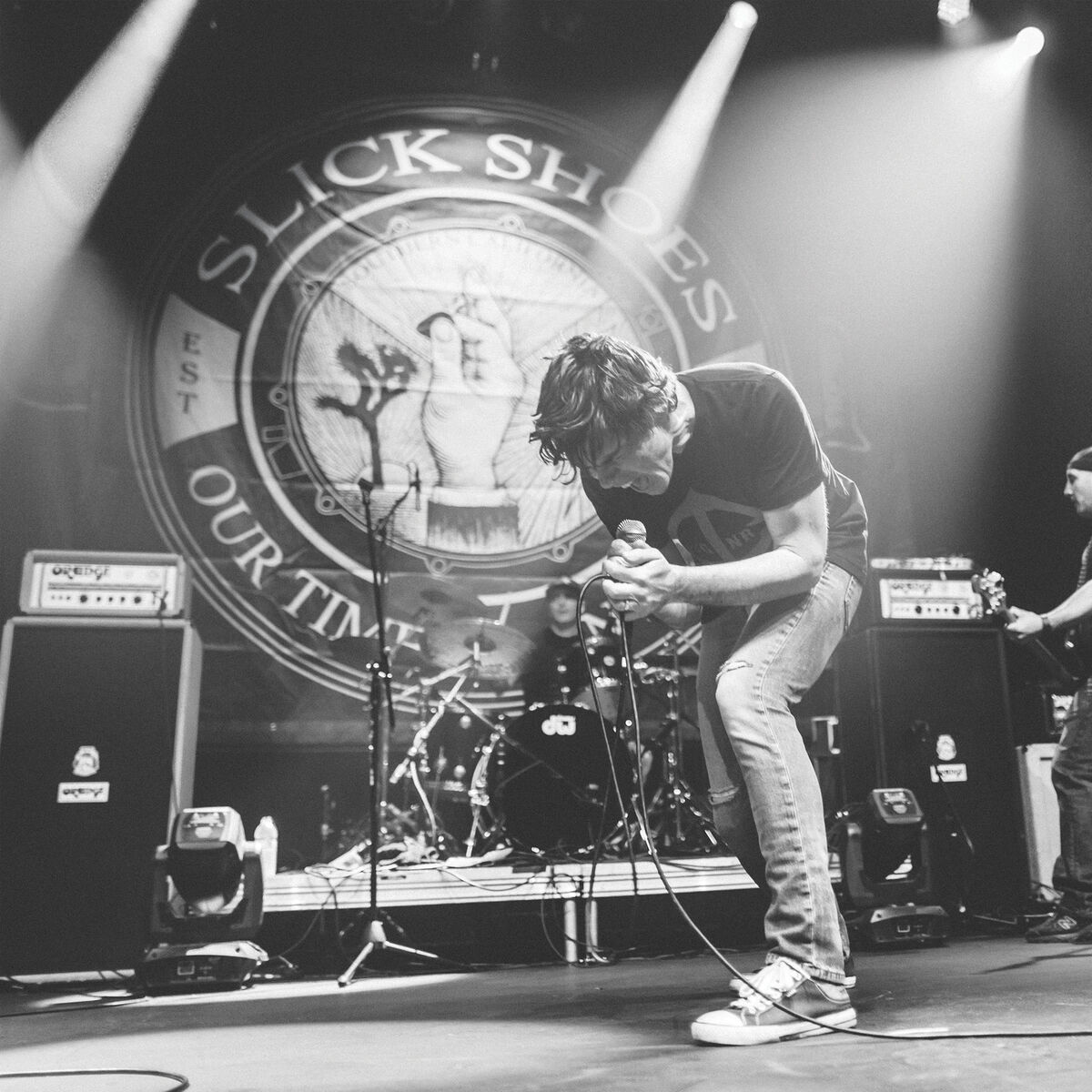 Album cover of Broadcasting Live