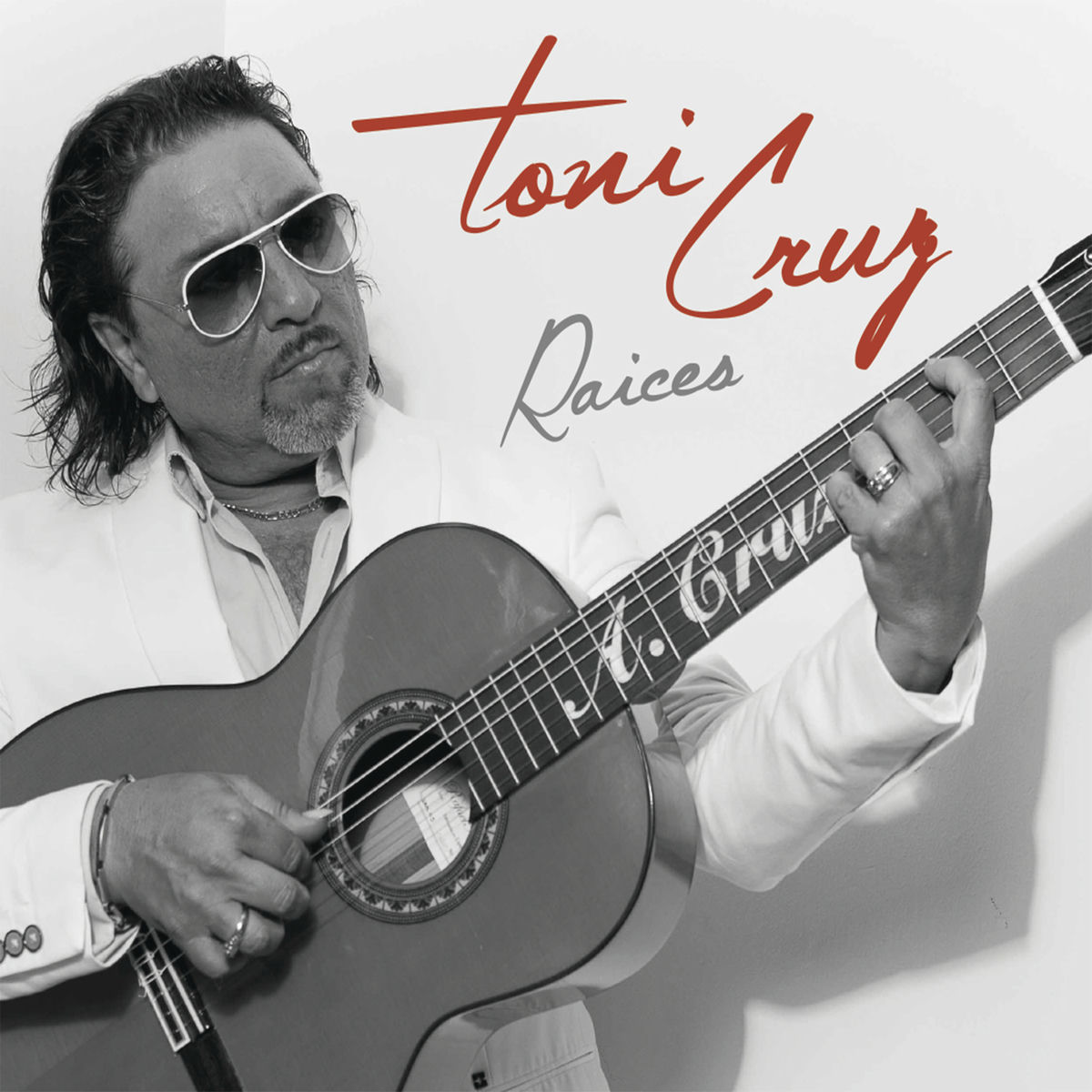 Picture of Toni Cruz