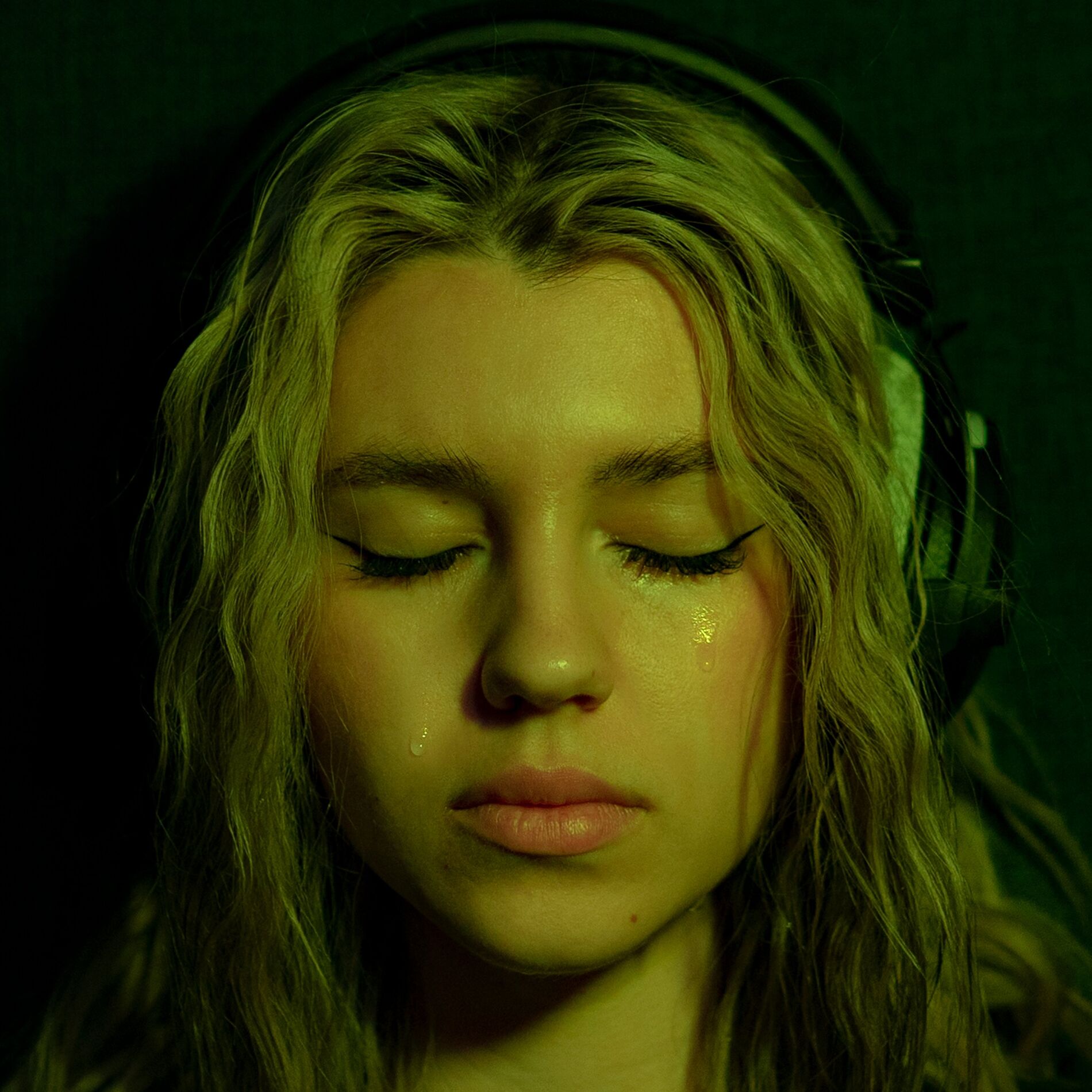 Album cover of Хотелось бросить
