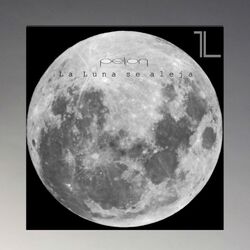 Cover of La Luna Se Aleja