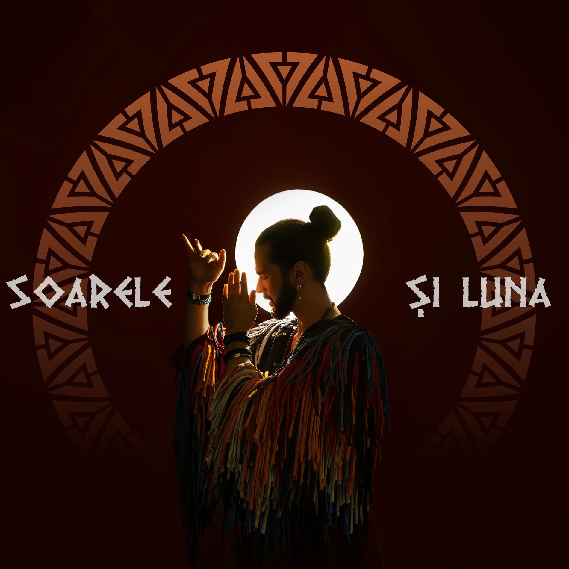 Album cover of Soarele si Luna