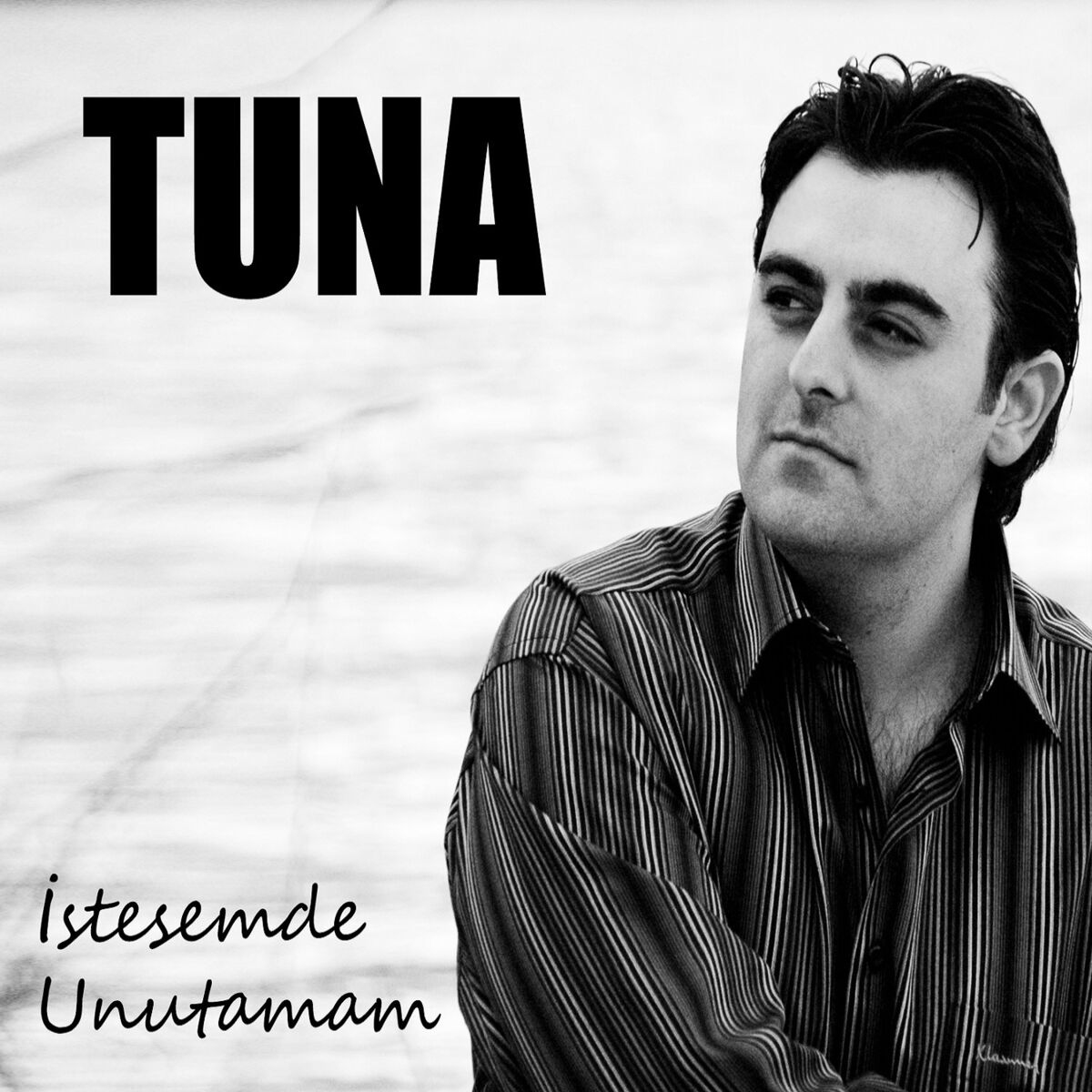 Album cover of İstesemde Unutamam