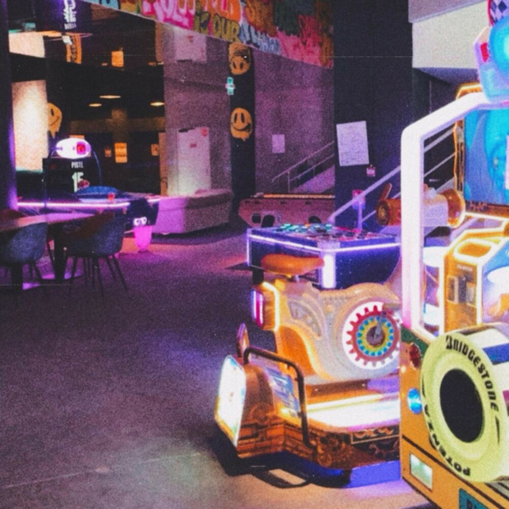 Picture of claw machine