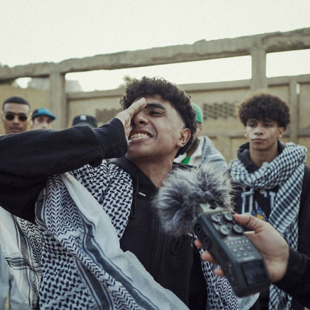 Album cover of حره (feat. Alex)