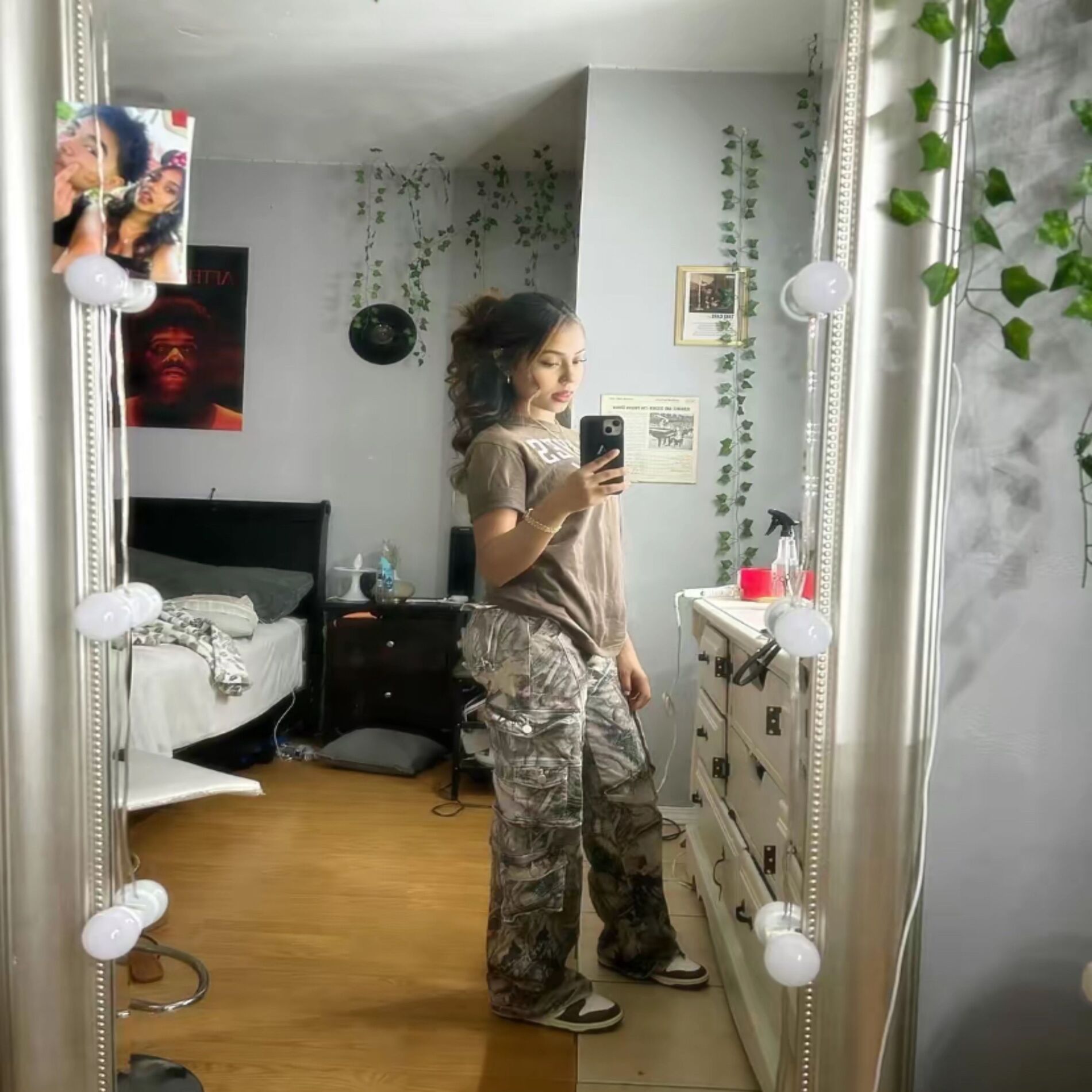 Album cover of mirror (extended w/ jaydes)