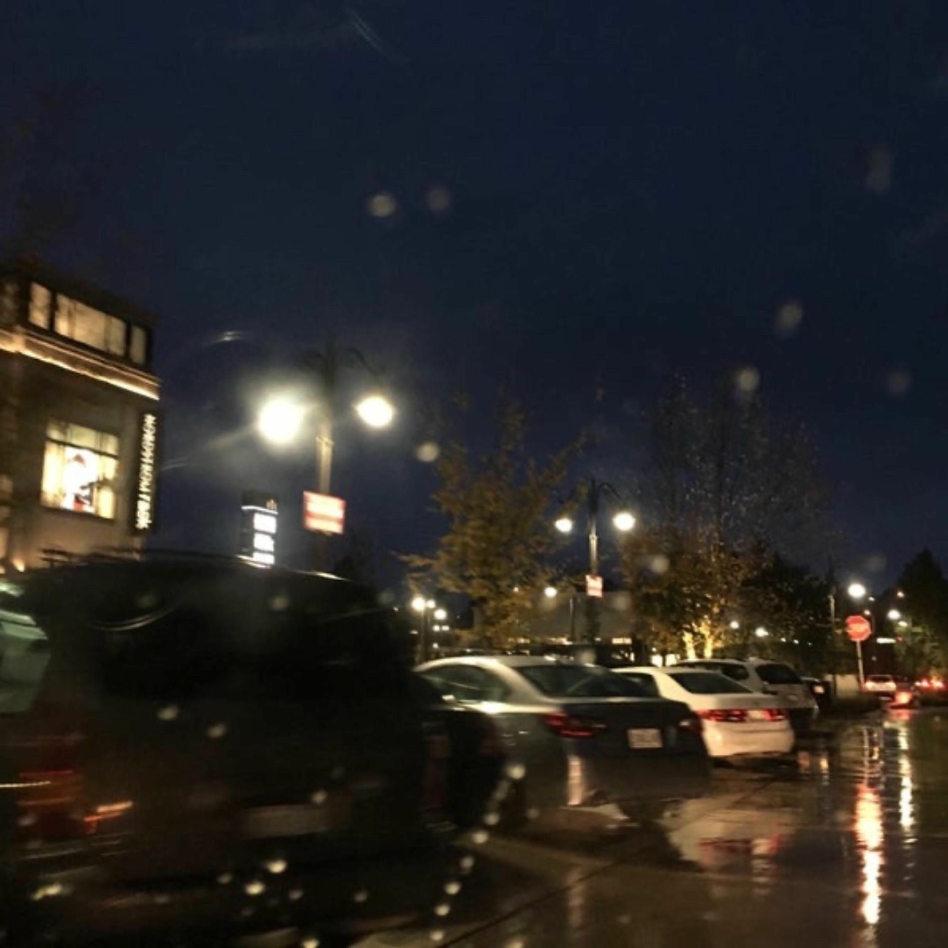 Album cover of tonight (feat. iggy)