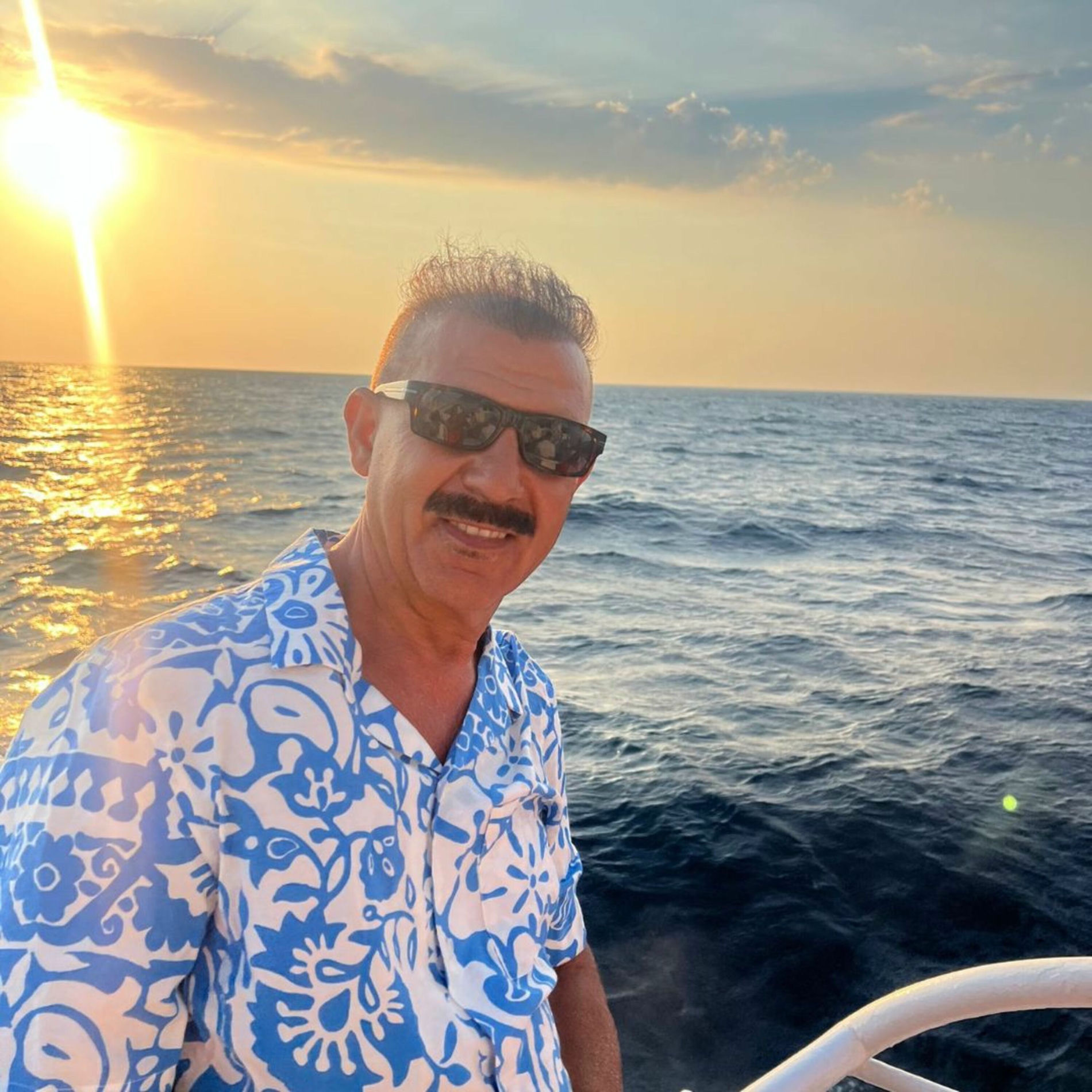 Album cover of Hayri Öcalan ve Arkadaşlarım