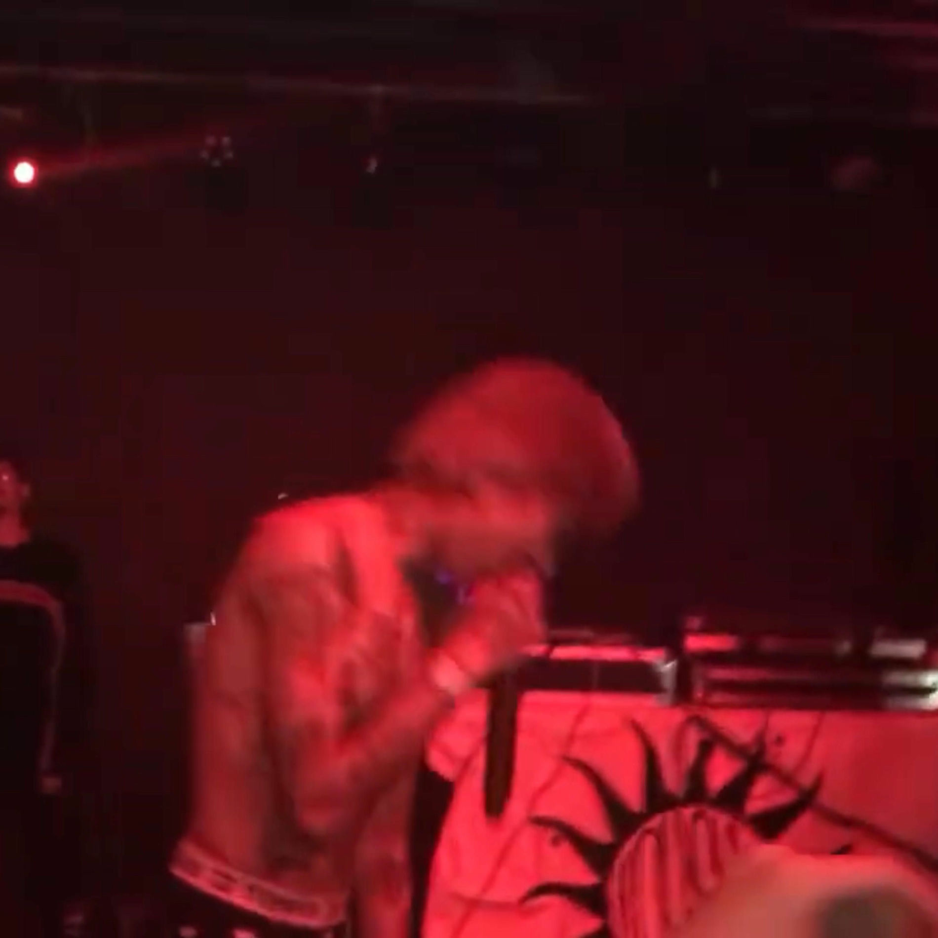 Album cover of 2am (acoustic)