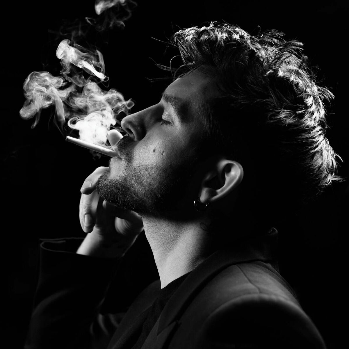 Album cover of Kiss The Sky