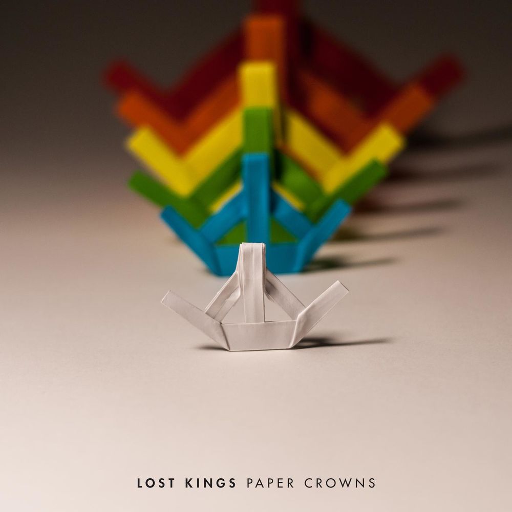 Picture of Paper Crowns (Deluxe)