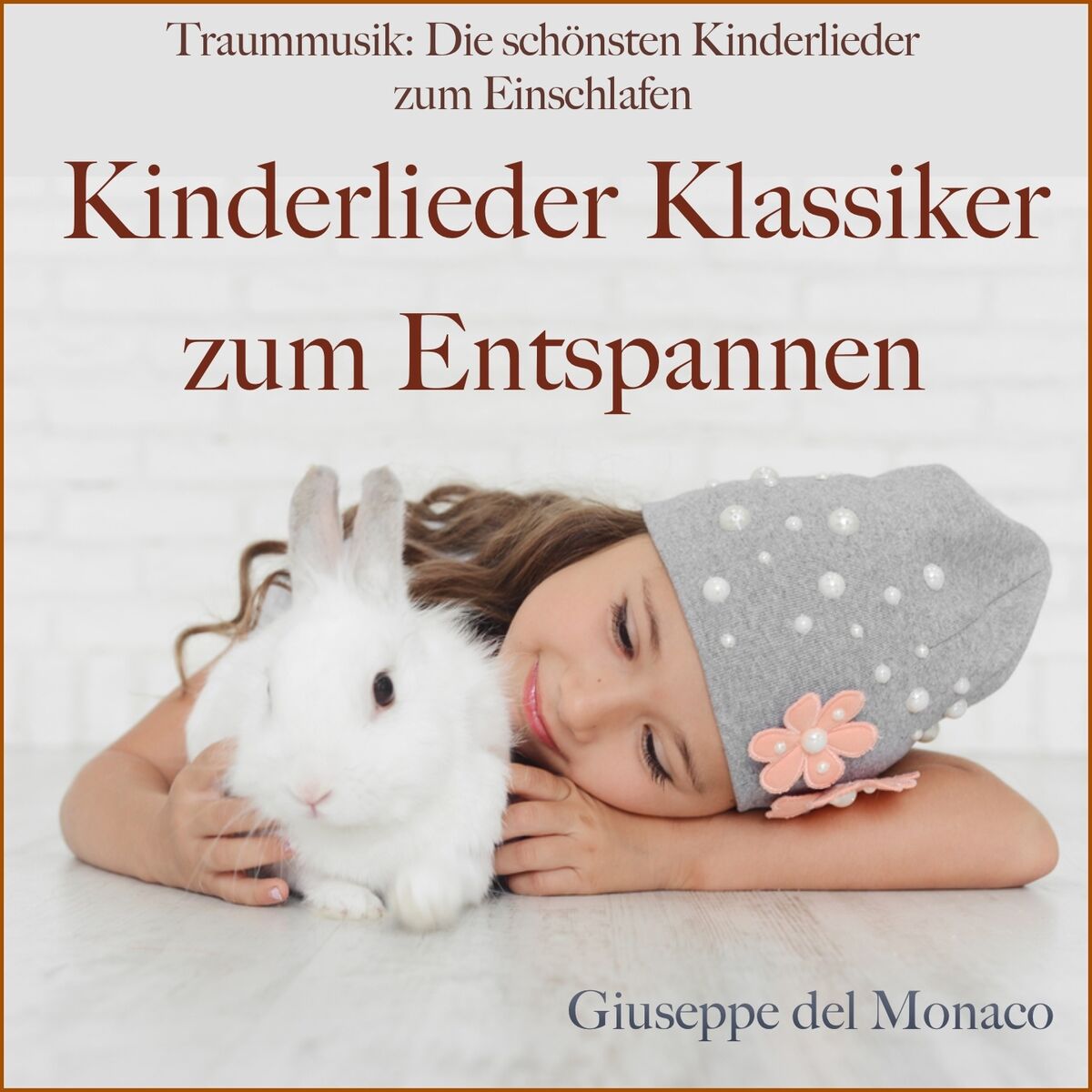Album cover of Traummusik: Die schönsten Kinderlieder zum Einschlafen (Kinderlieder Klassiker zum Entspannen)
