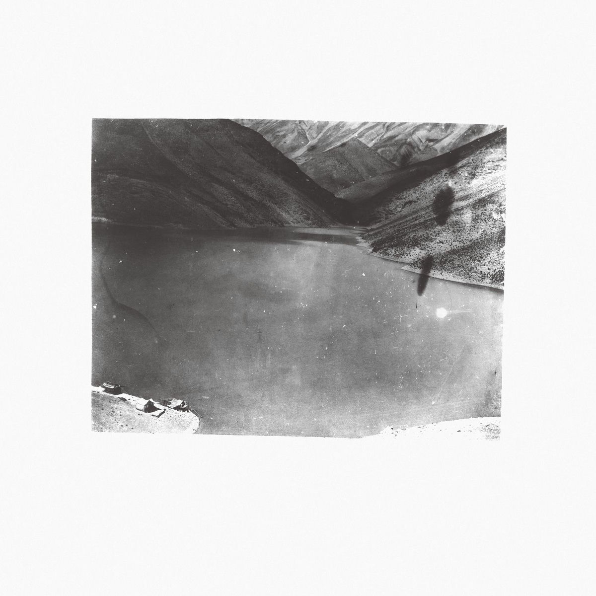 Album cover of Severed Like The Red Moon