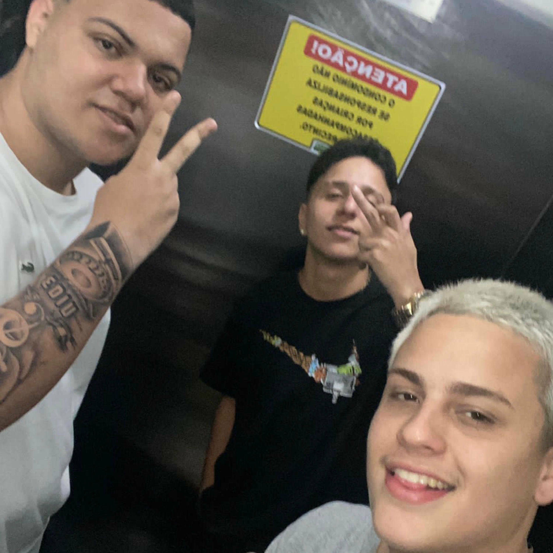 Album cover of 5 MINUTINHOS DE SURTAÇÃO PRA ELAS