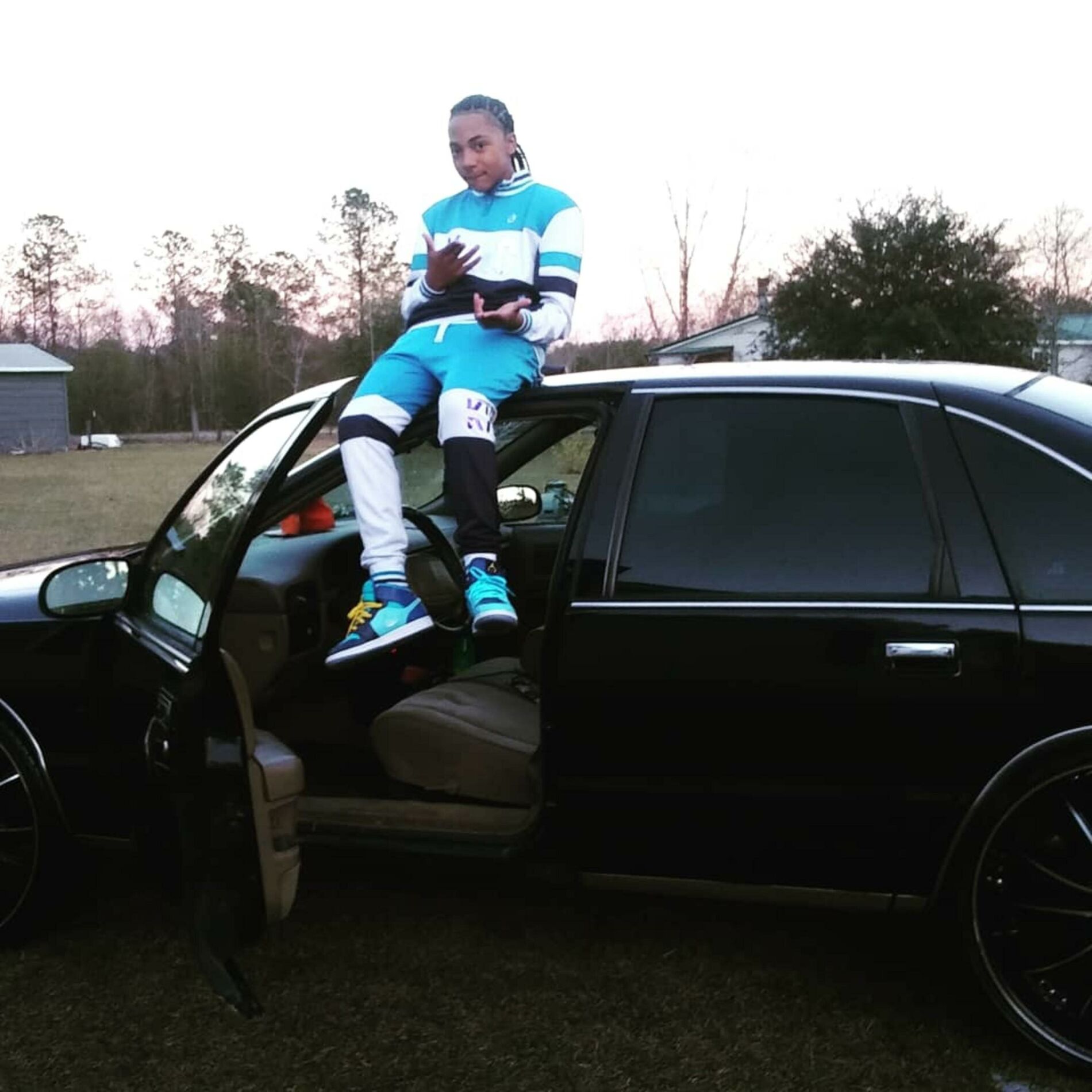 Album cover of Shoot Em Up (feat. Rozay)