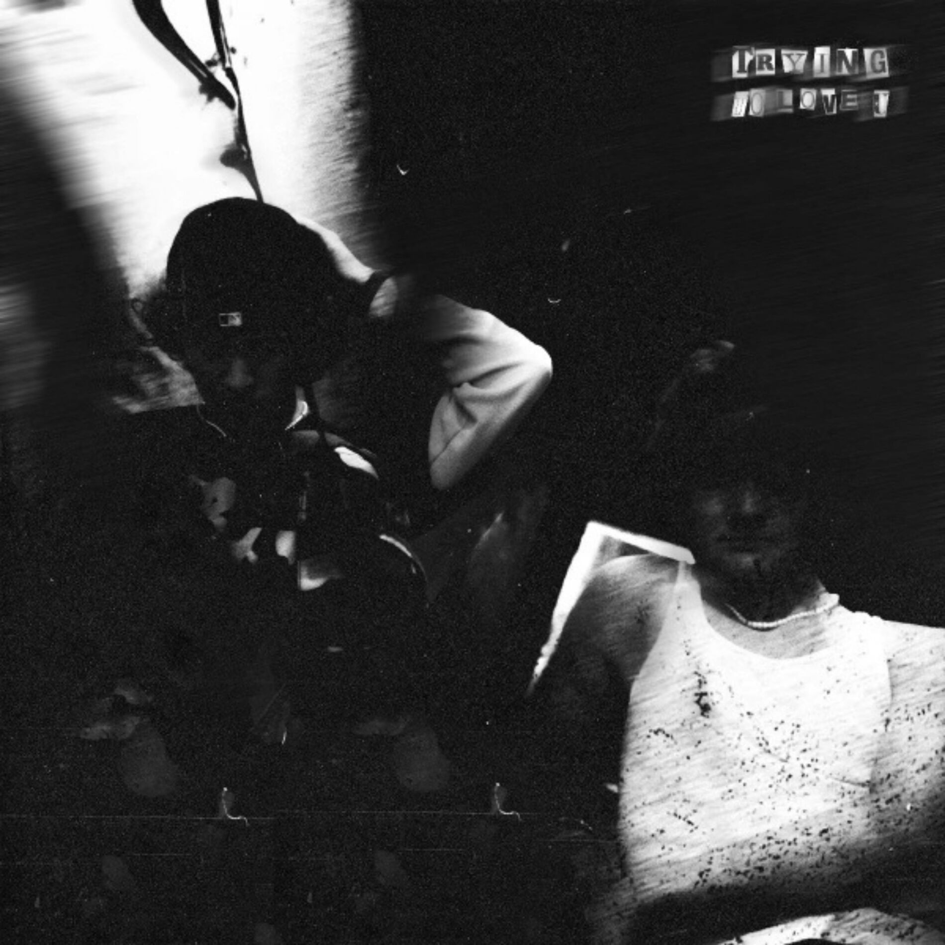 Album cover of TRYING TO LOVE U (feat. Henrik)