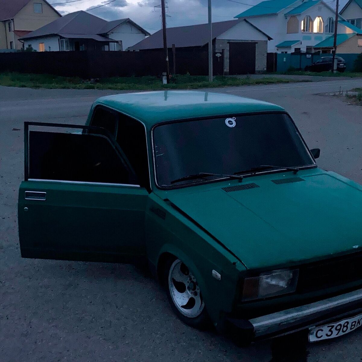 Album cover of Low