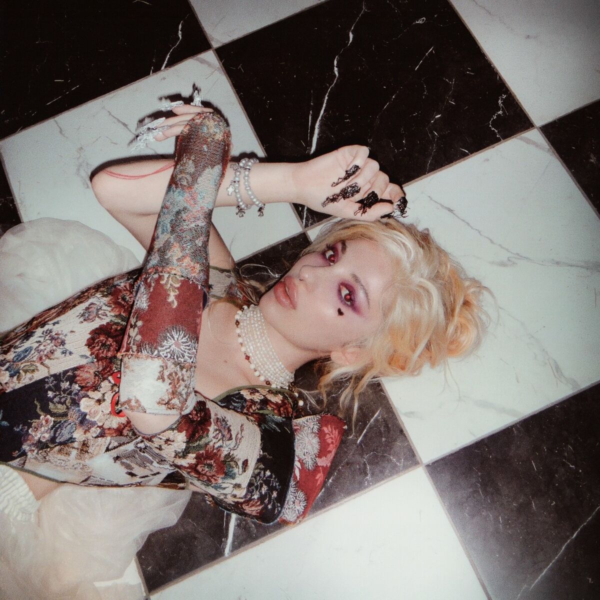 Album cover of BROKEN SEASON