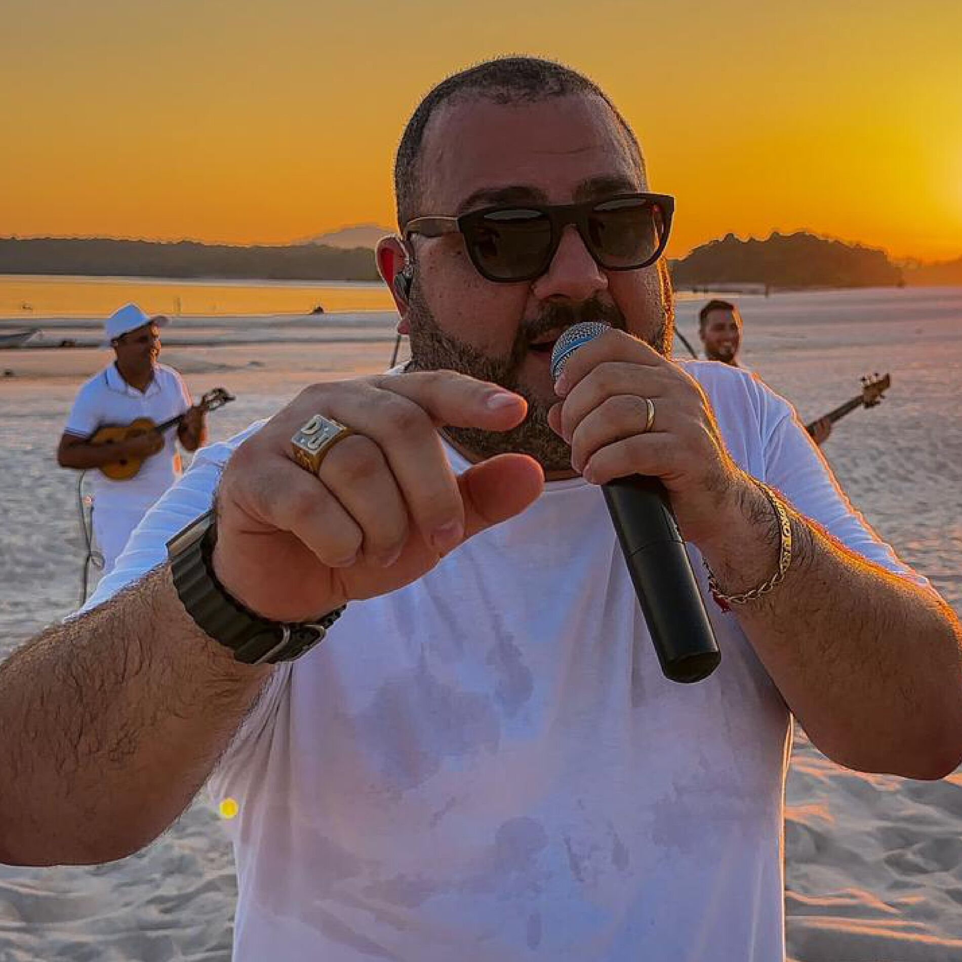 Album cover of Cadê Seu Namorado Moça? / Oi Balde / Chorei na Vaquejada / Erro Gostoso / Erro Que Dá Certo (Ao Vivo)