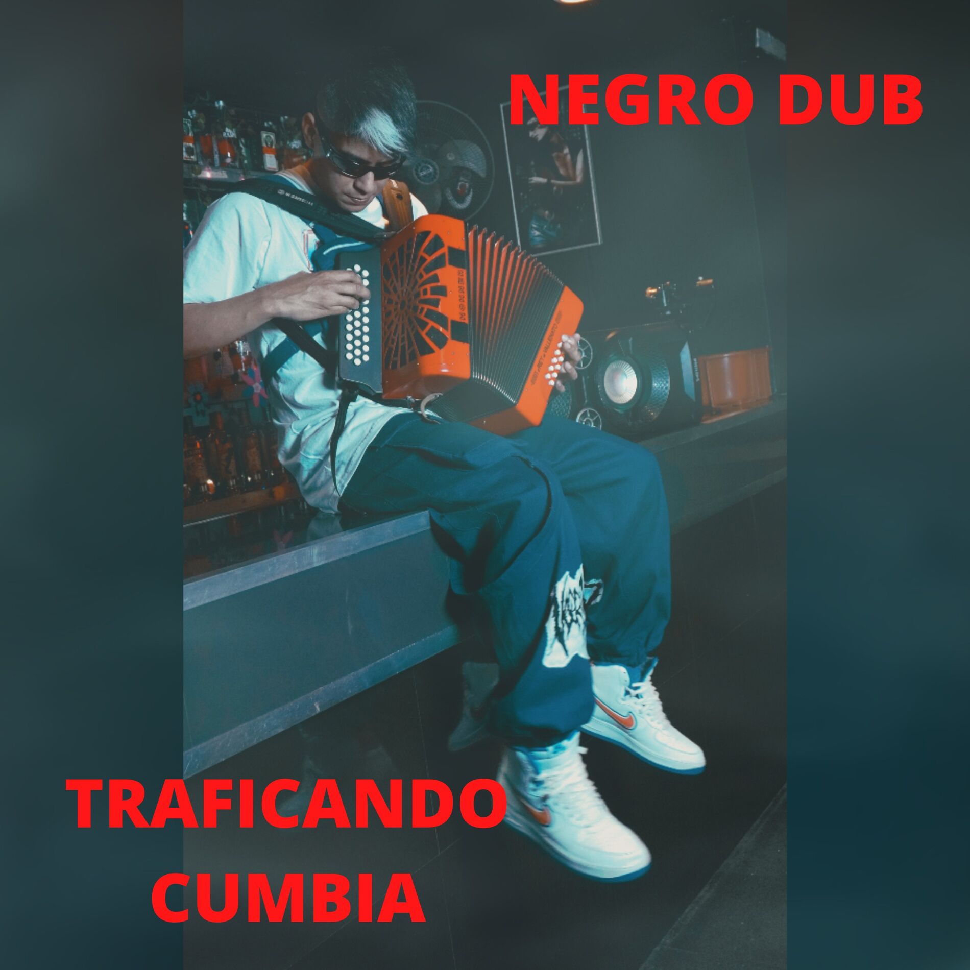 Album cover of Traficando Cumbia