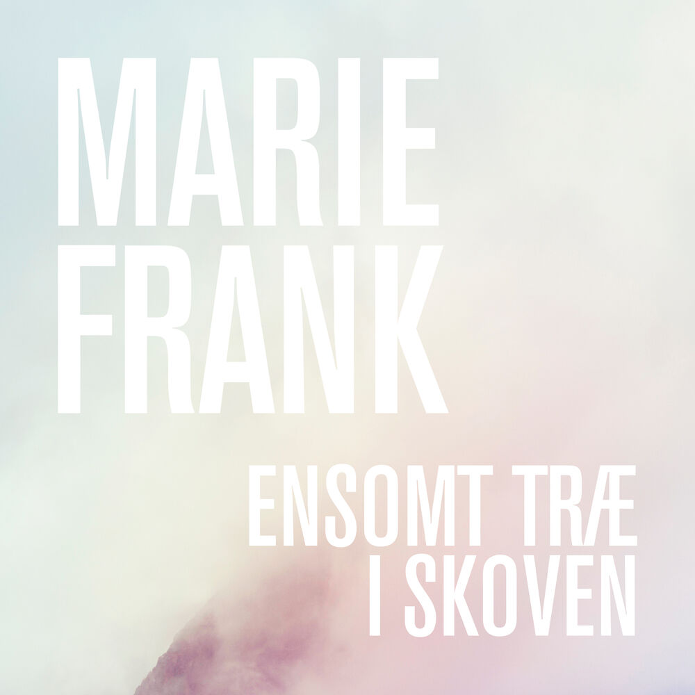 Picture of Ensomt Træ I Skoven
