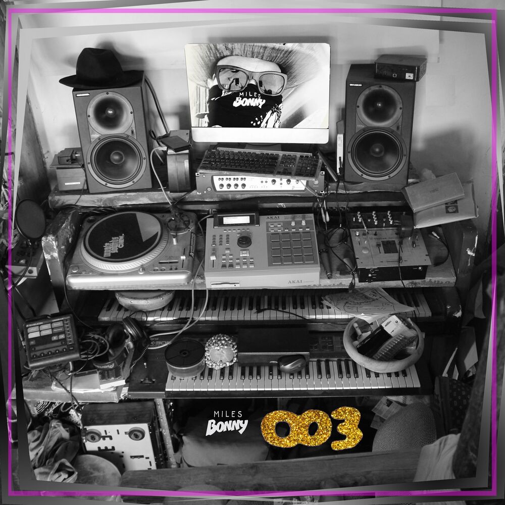 Picture of Corazón Metrónomo 003