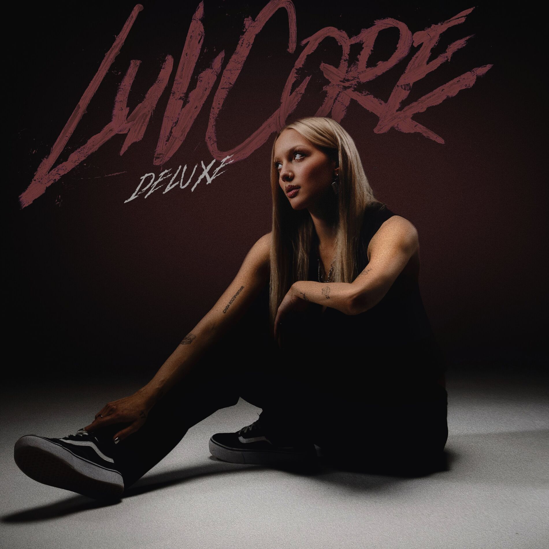 Album cover of luvcore (deluxe)