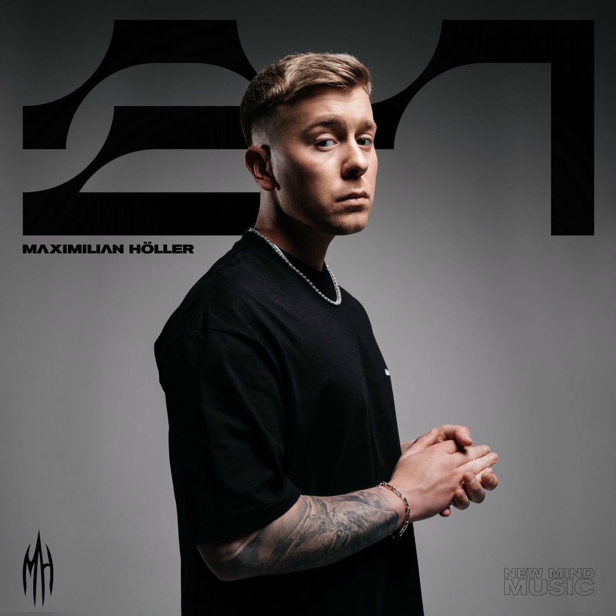 Album cover of 21