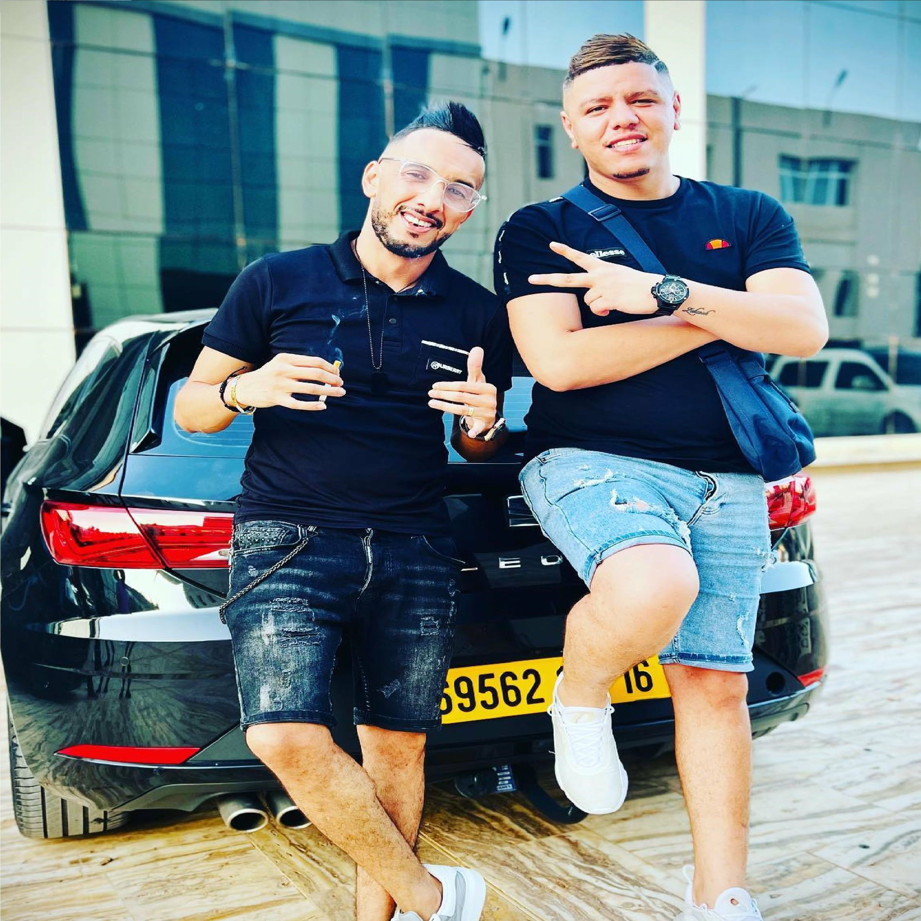 Album cover of Howa 9asek W khalek