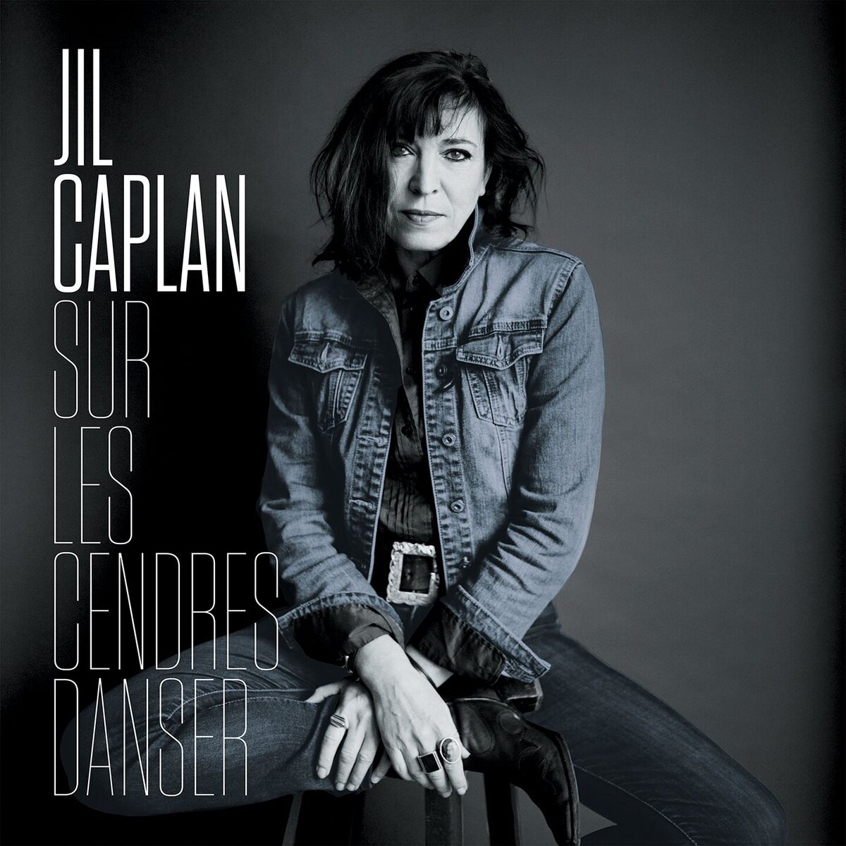 Album cover of Sur les cendres danser