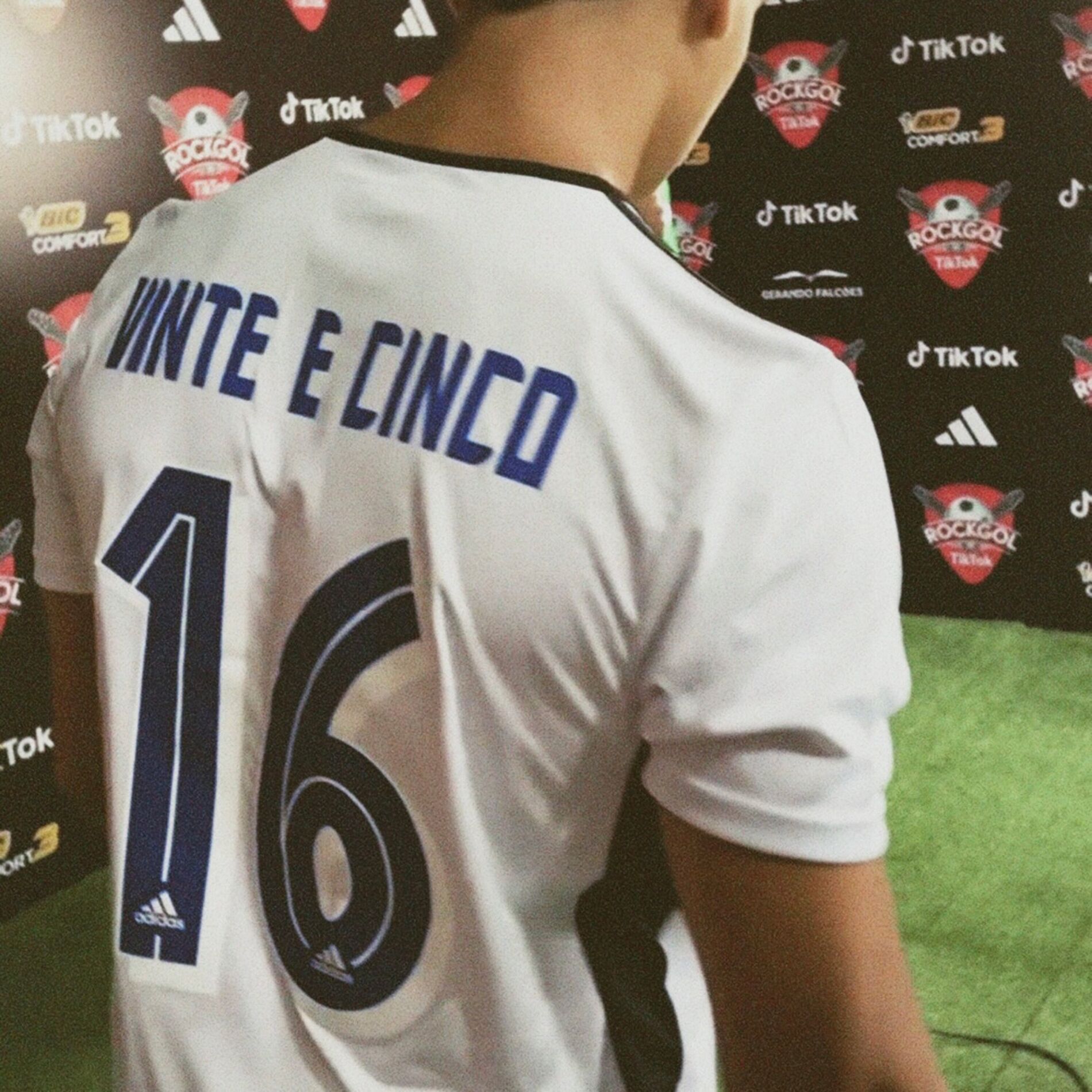 Album cover of 16 do Flamengo (Filipe Luís)
