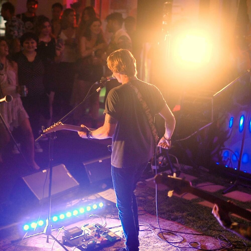 Picture of Zen Thomas live @ Skip the Record