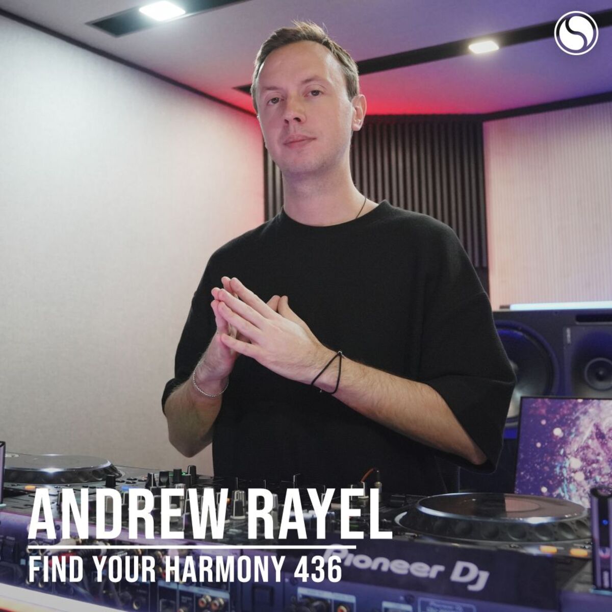 Album cover of Arrow (FYH436)