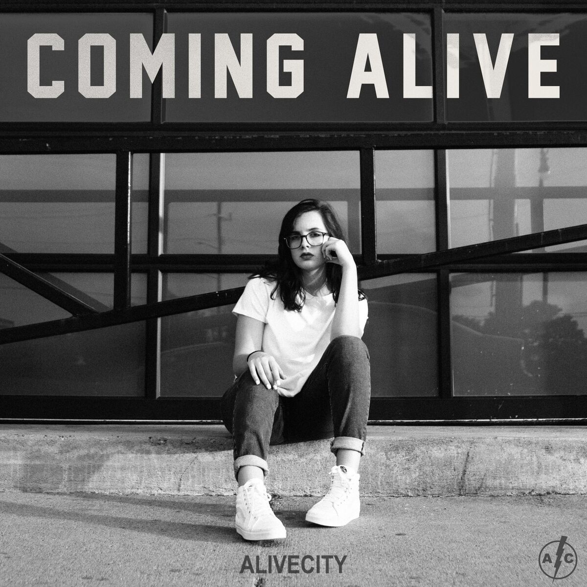 Album cover of Coming Alive