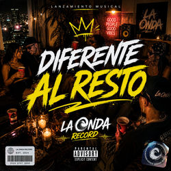 DIFERENTE AL RESTO