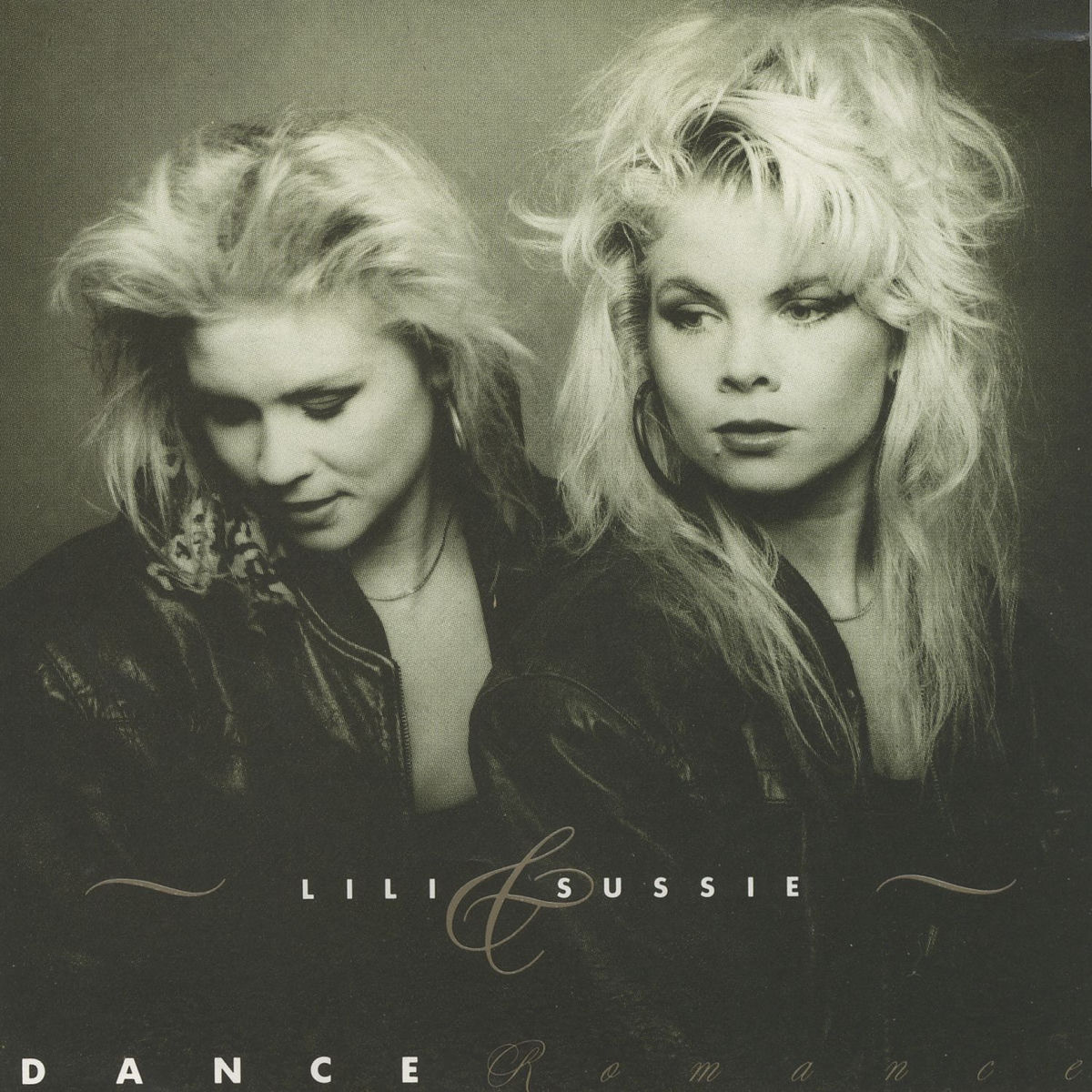 LILI&SUSSIE What's 8センチ8cmシングルCD リリ＆スージー Lili & Susie - Dance Romance | Deezer