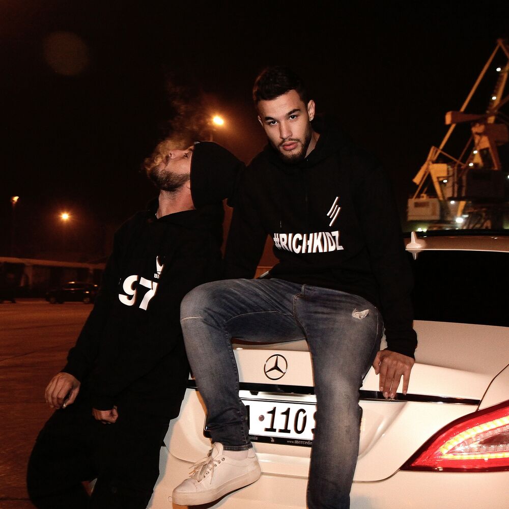 Picture of Rich Kids