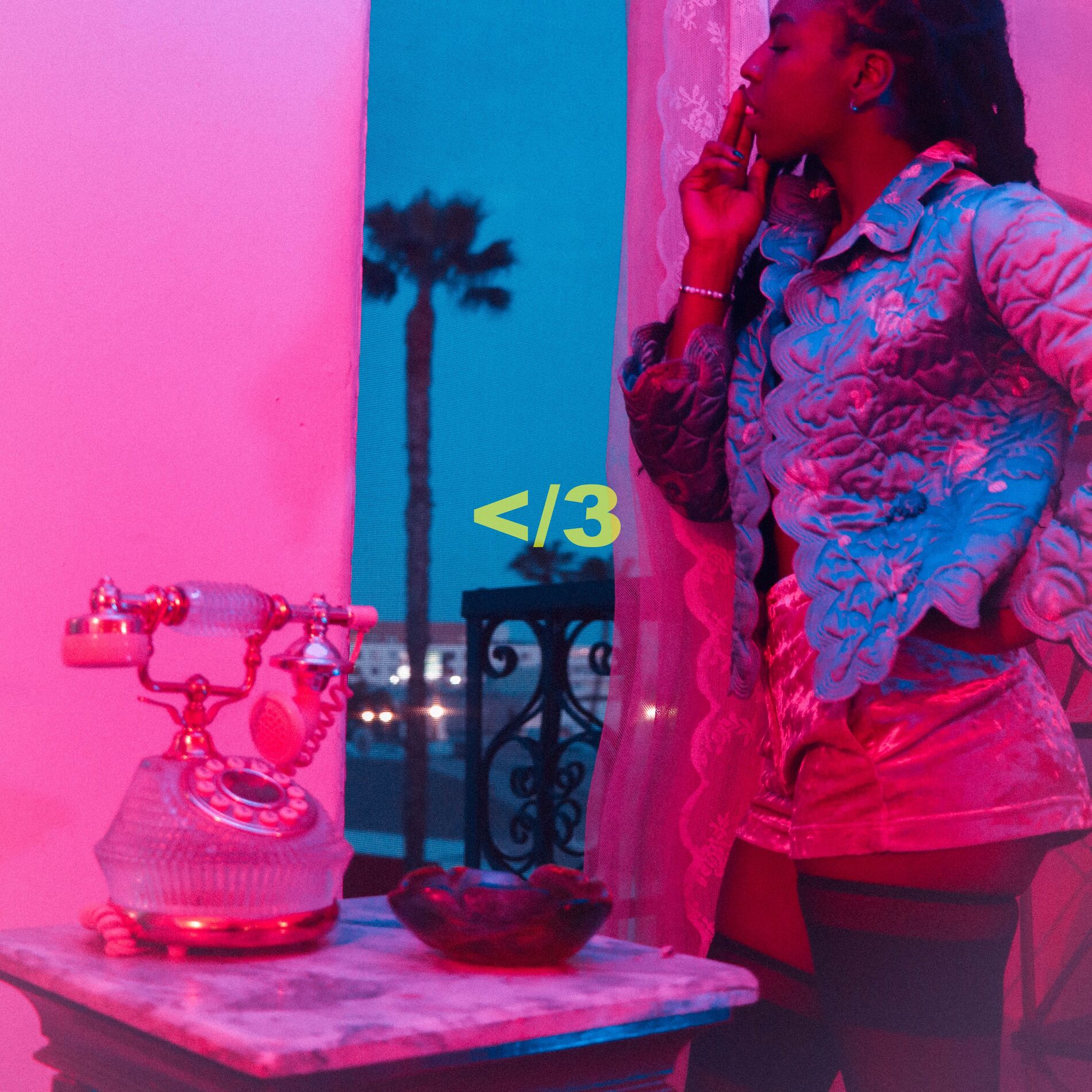 Album cover of </3