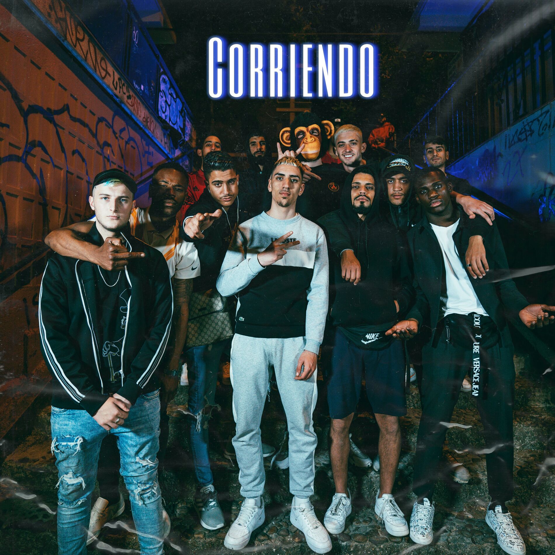 Album cover of CORRIENDO