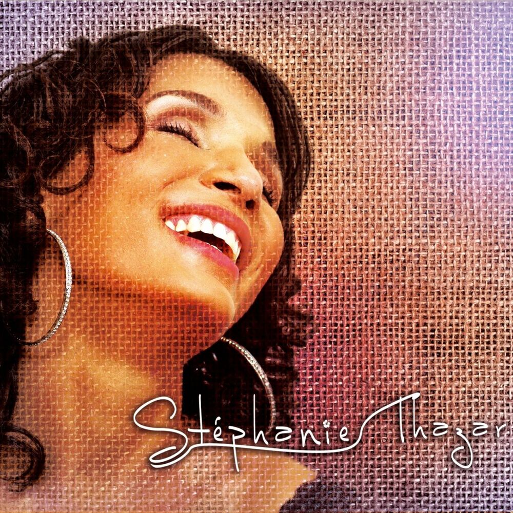 Picture of Stéphanie Thazar