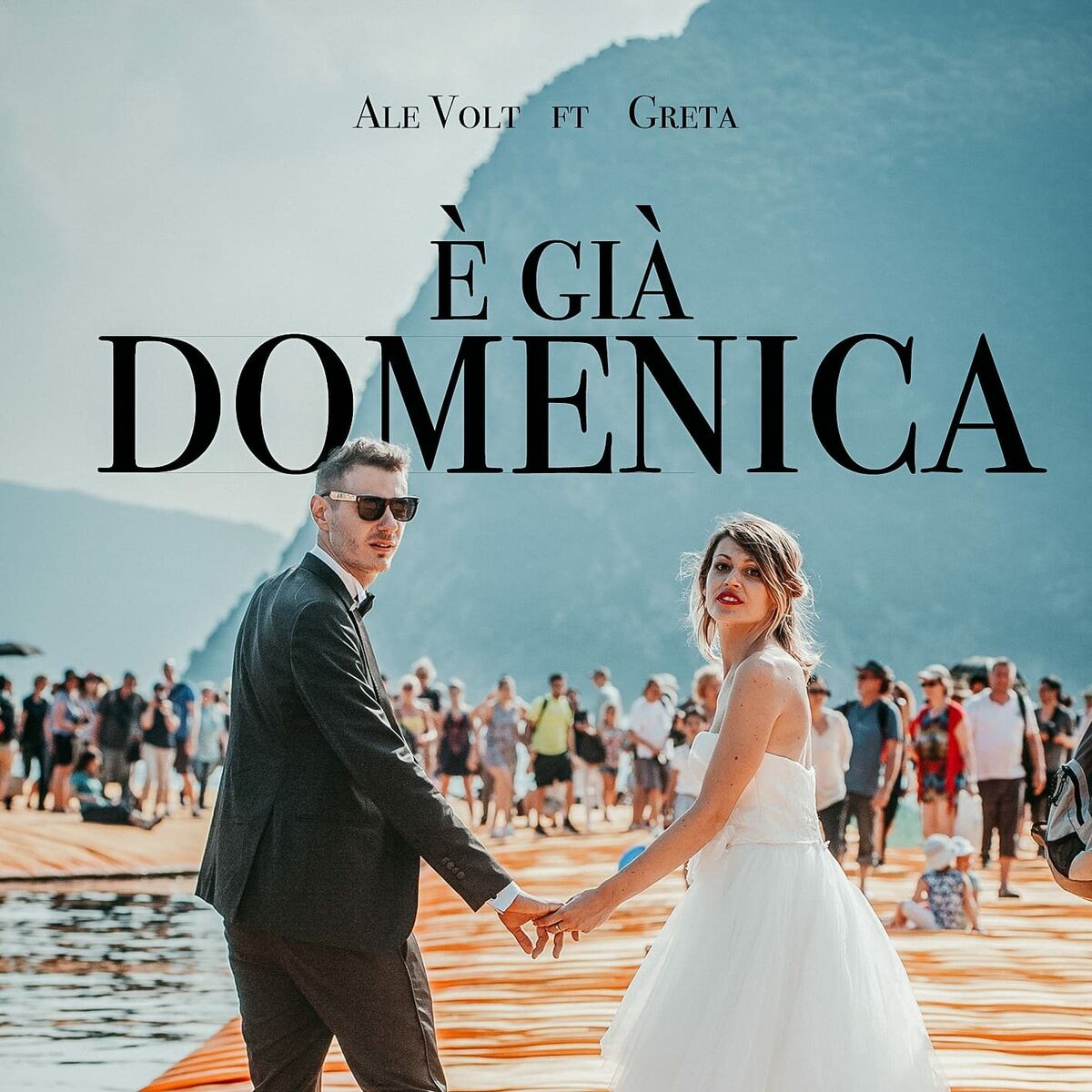 Album cover of E' già domenica