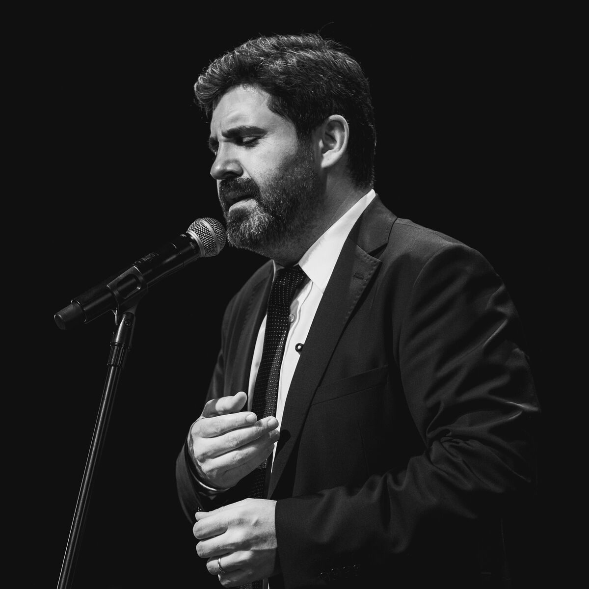 Album cover of Dostum Dostum