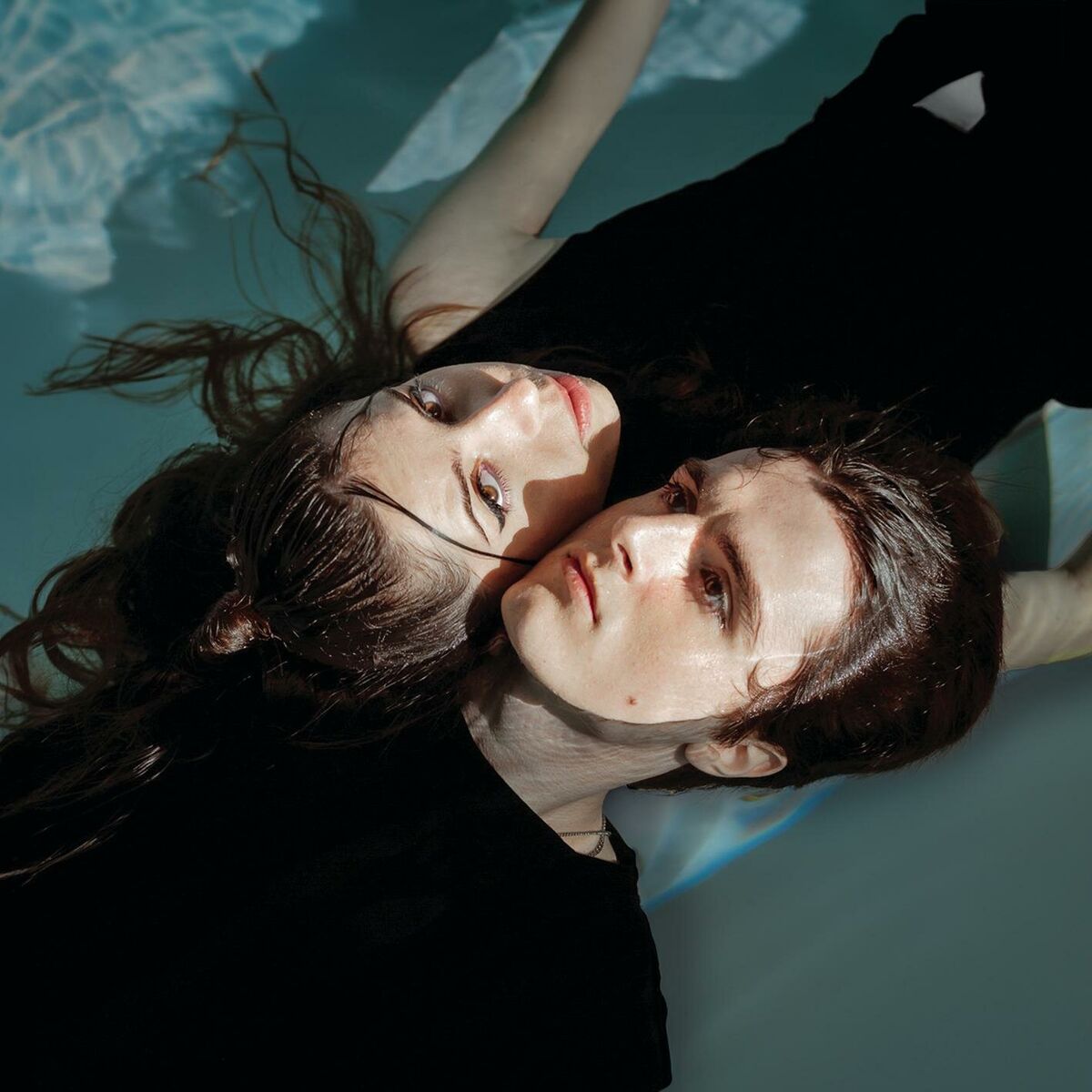 Album cover of Sous la pluie
