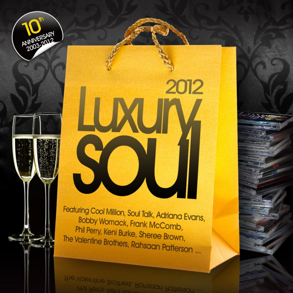 Pochette du titre Love The Beat (feat. Laura Jackon)