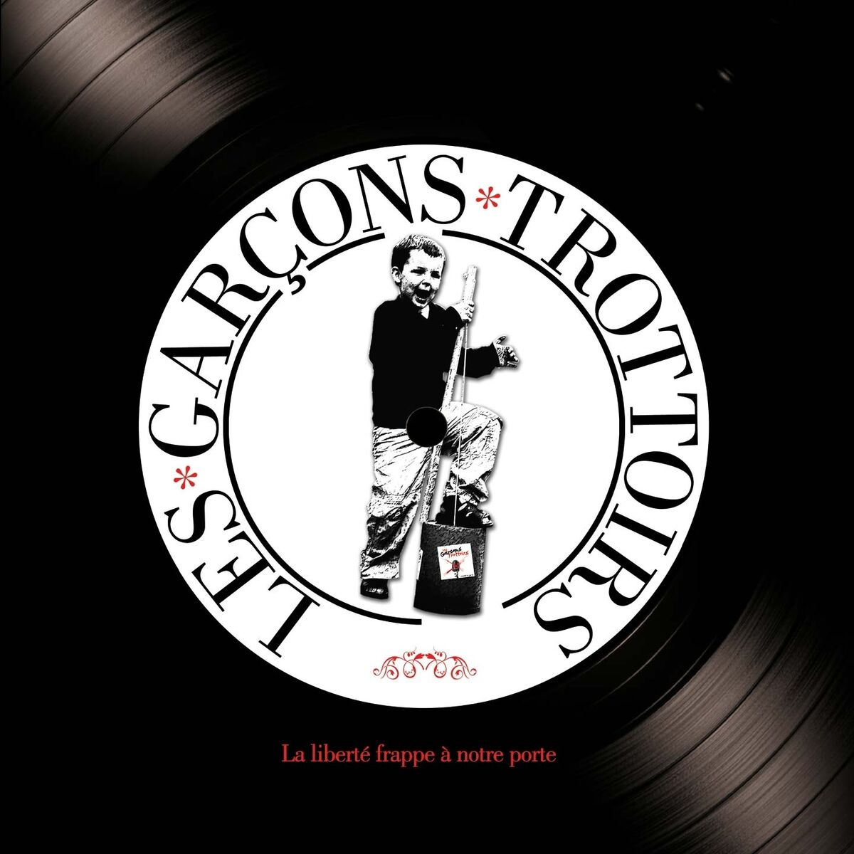 Album cover of La liberté frappe à notre porte