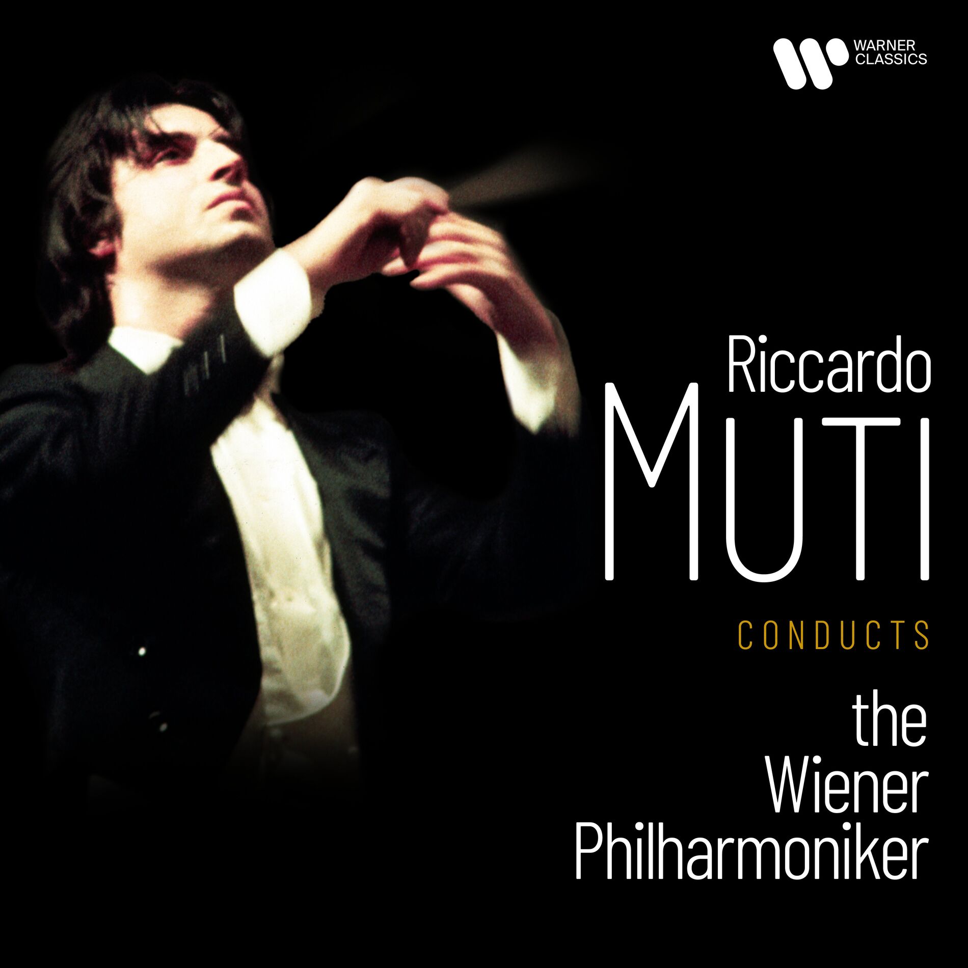 Album cover of Riccardo Muti Conducts the Wiener Philharmoniker